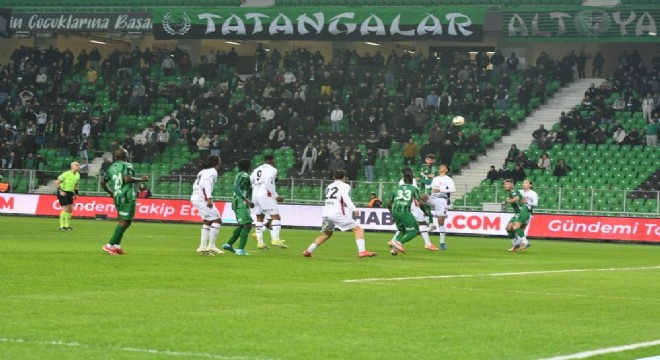  Trendyol 1. Lig: Sakaryaspor: 1 - Karagümrük: 3